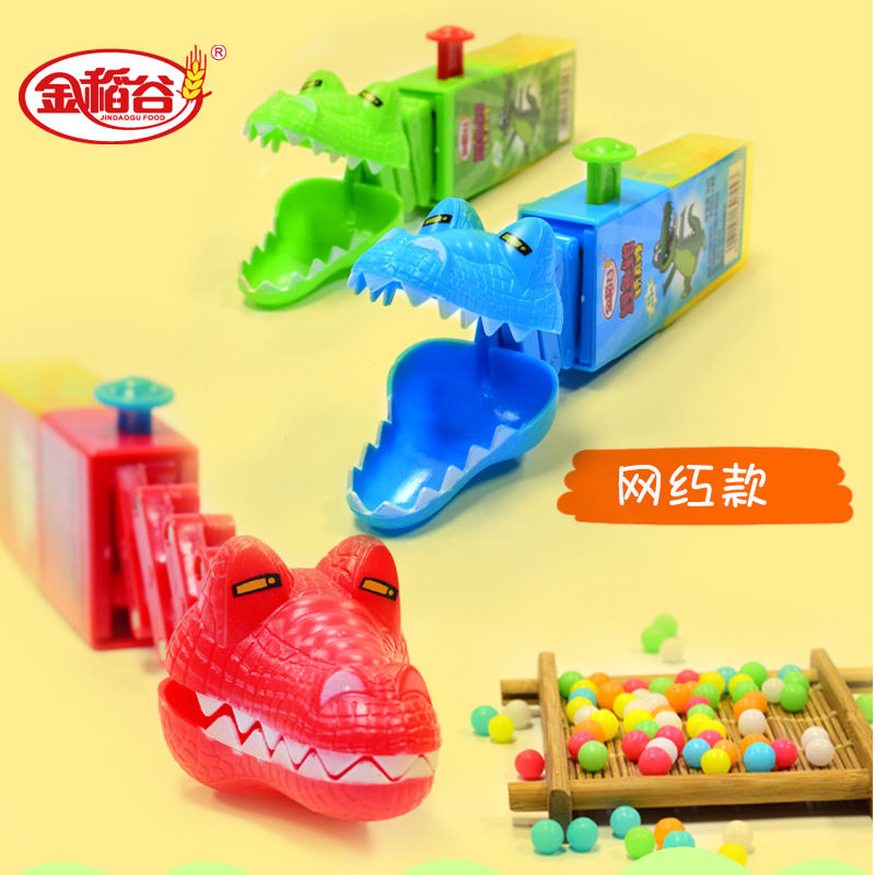 金稻谷伸縮鱷魚鉗玩具糖水果壓片糖學生糖玩玩具網紅零食廠家直銷